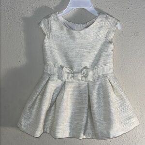 1989 Place Glittering Silver Formal Dress